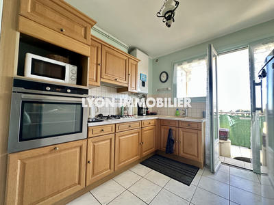 Appartement - 79 m² - 4 pièces