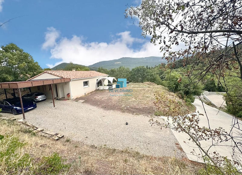 Maison - 103 m² - 4 pièces