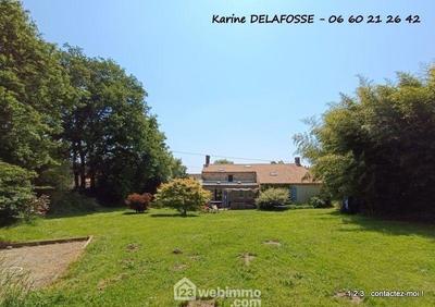 Maison de village - 219 m² - 7 pièces