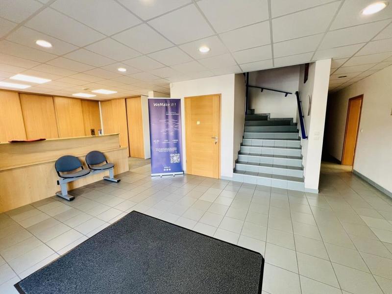 Bureau - 395 m² - 15 pièces