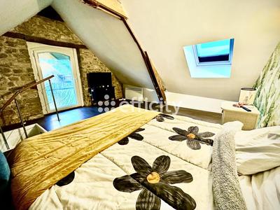 Maison - 120 m² - 7 pièces