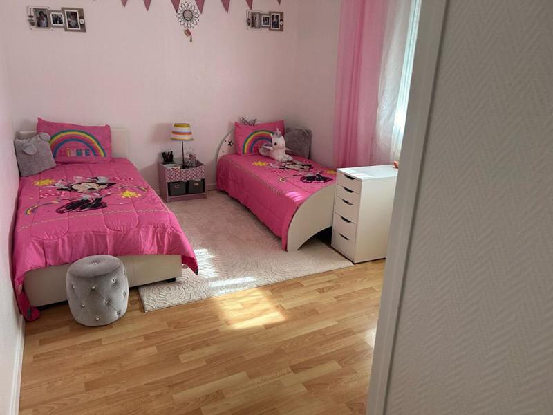 Appartement - 90 m² - 4 pièces