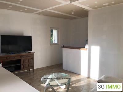 Maison - 213 m² - 7 pièces