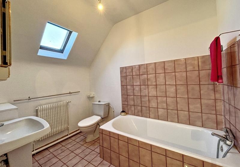 Maison - 106 m² - 6 pièces