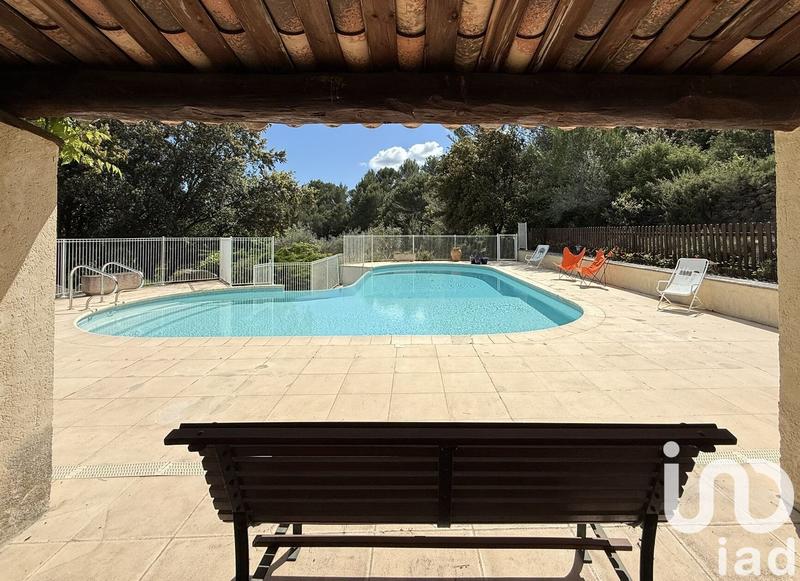 Maison - 201 m² - 8 pièces