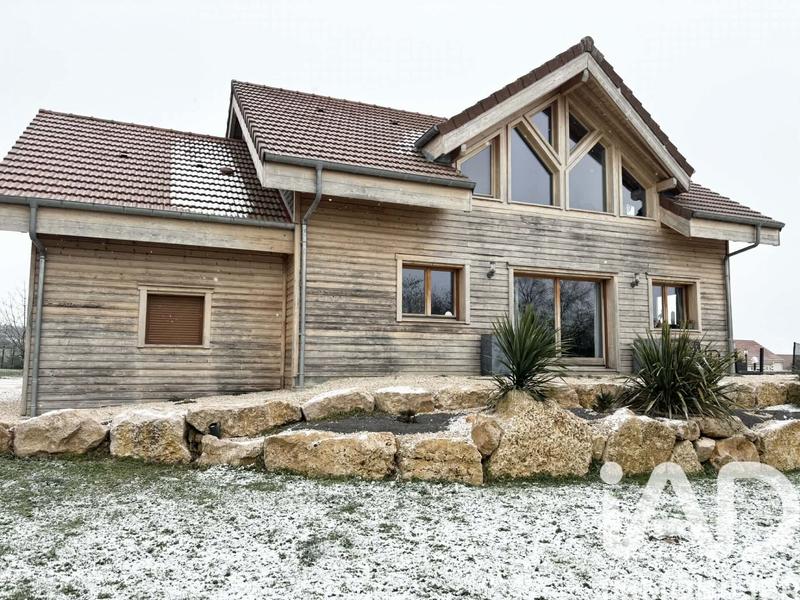 Maison de village - 140 m² - 5 pièces
