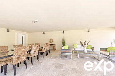 Appartement - 205 m² - 6 pièces