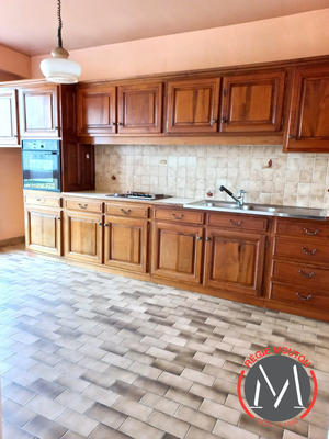 Appartement - 99 m² - 3 pièces