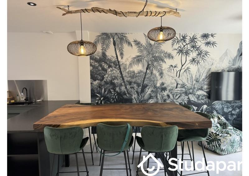 Chambre - 13 m² - 1 pièce