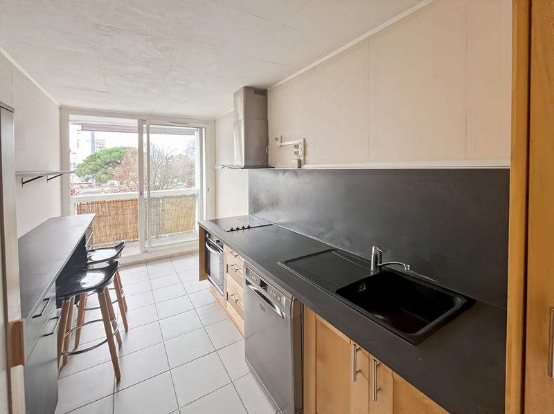 Appartement - 81 m² - 4 pièces