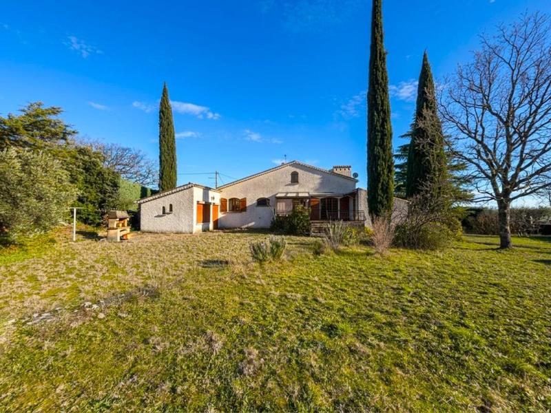 Villa - 140 m² - 5 pièces