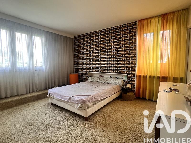 Maison - 135 m² - 6 pièces