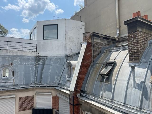 Studio - 8 m² - 1 pièce