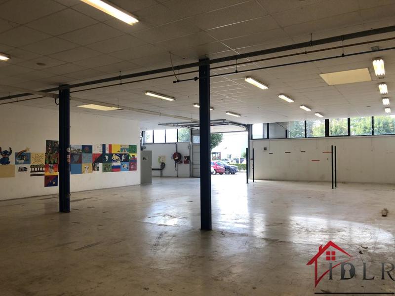 Local commercial - 700 m²