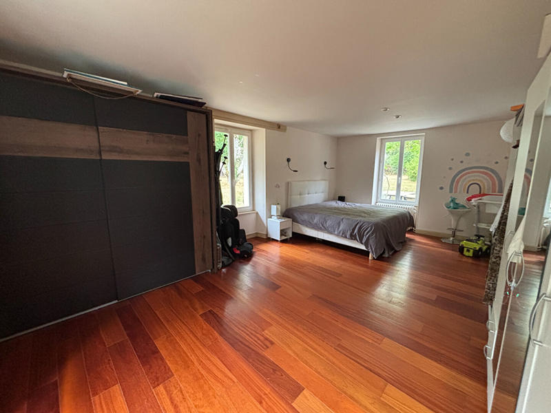 Maison - 192 m² - 5 pièces