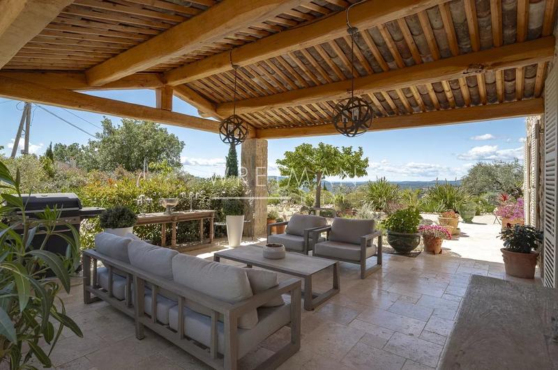 Bastide - 328 m² - 8 pièces