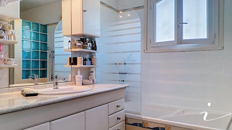 Villa - 144 m² - 4 pièces