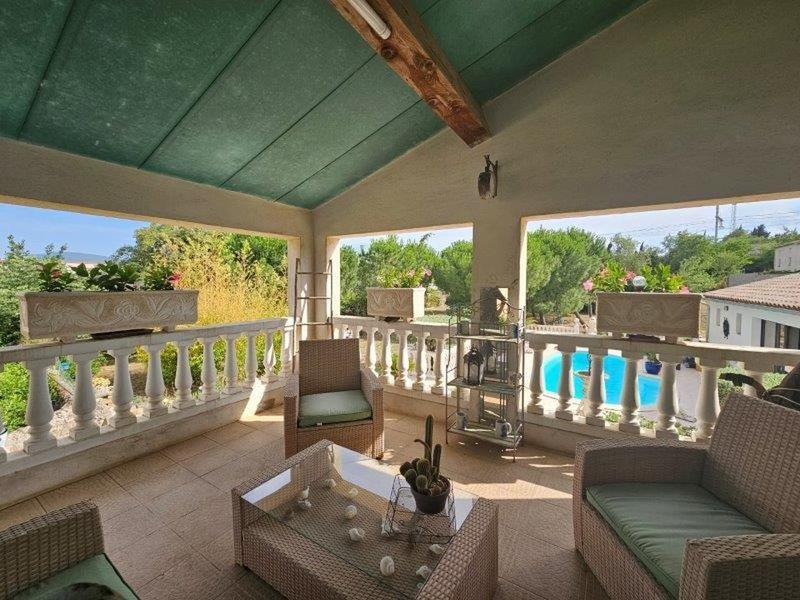 Propriété - 140 m² - 6 pièces