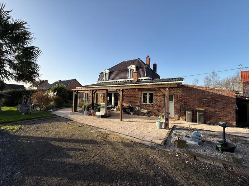 Maison - 174 m² - 5 pièces