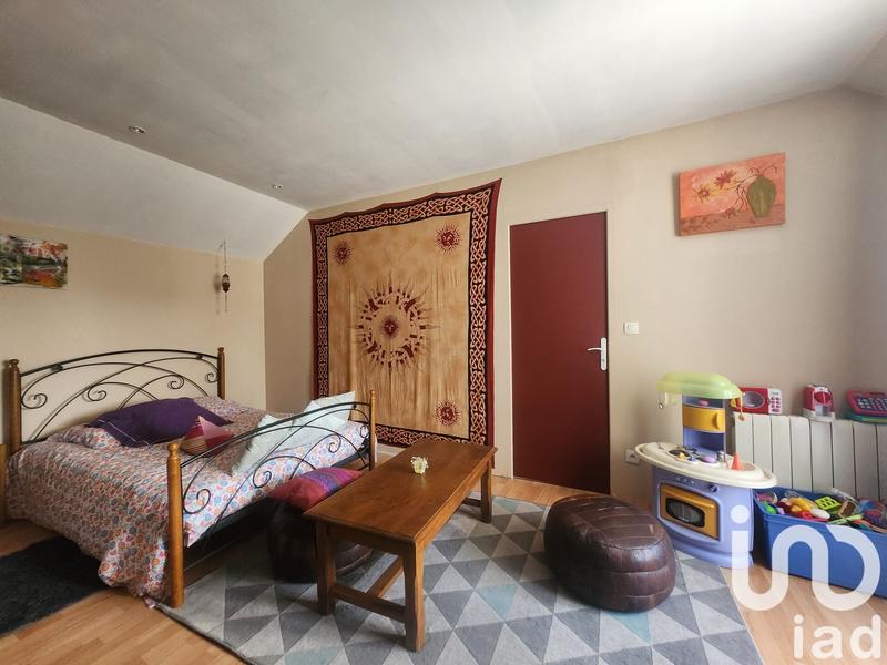 Maison - 243 m² - 8 pièces