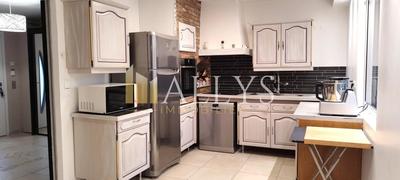 Maison - 122 m² - 7 pièces