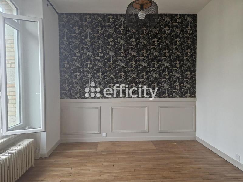 Maison - 197 m² - 9 pièces