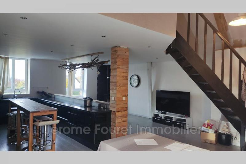 Maison en pierre - 256 m² - 7 pièces