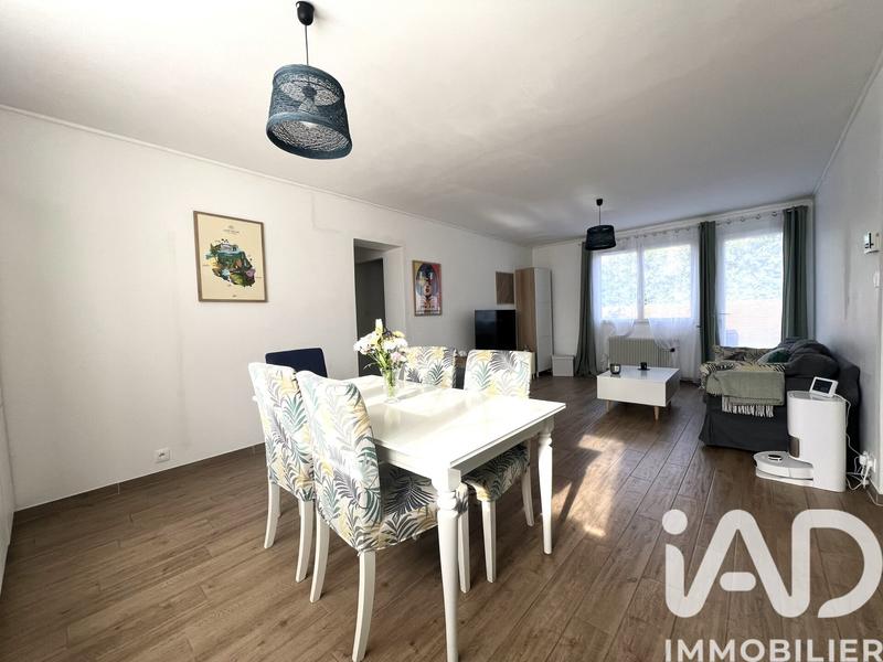 Maison - 165 m² - 8 pièces