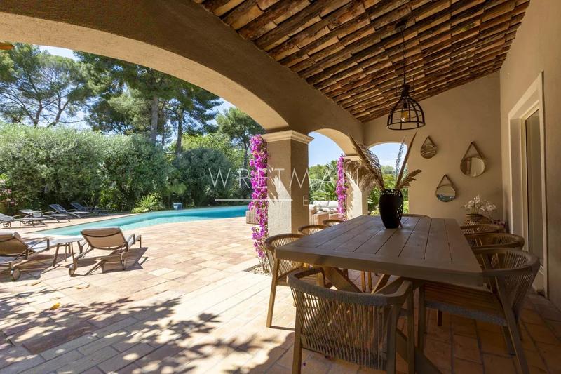 Villa - 430 m² - 7 pièces