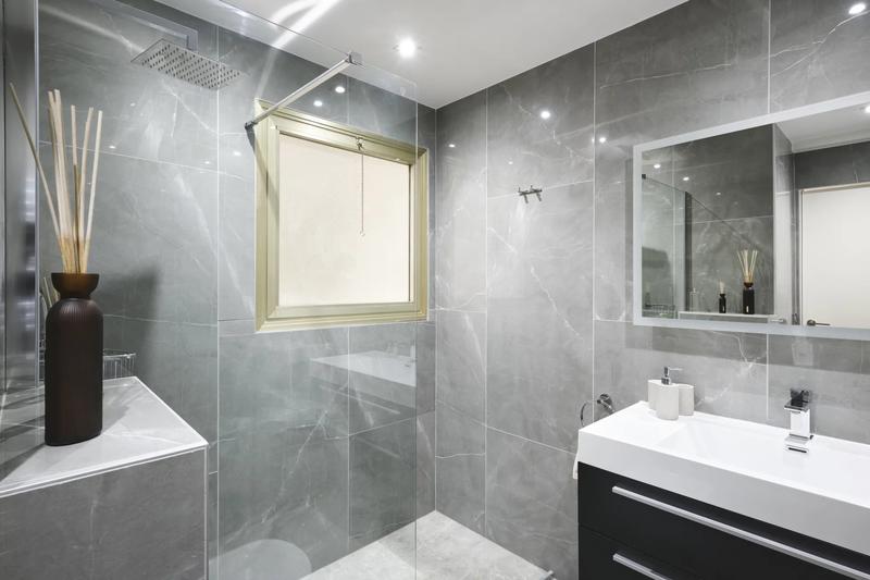 Appartement - 90 m² - 4 pièces