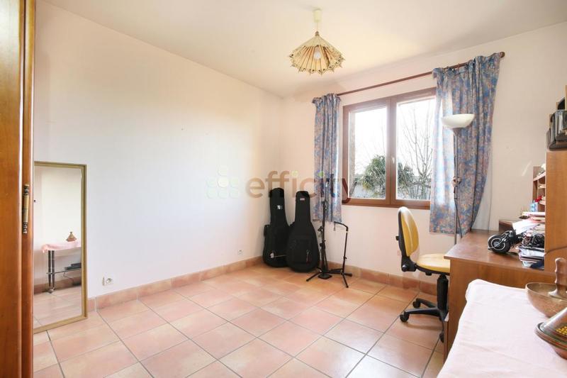 Maison - 148 m² - 6 pièces