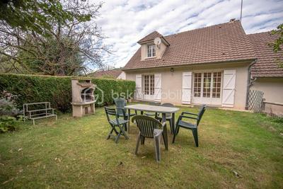 Maison - 94 m² - 4 pièces