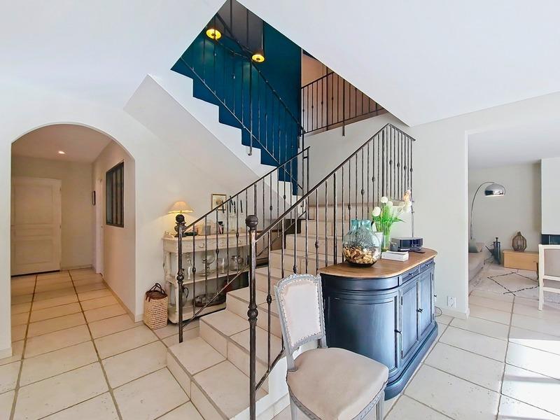 Maison - 310 m² - 8 pièces