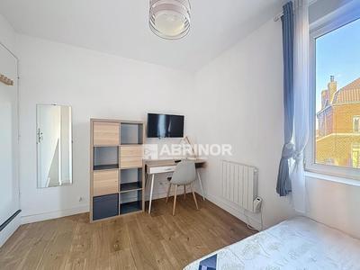 Maison - 83 m² - 6 pièces