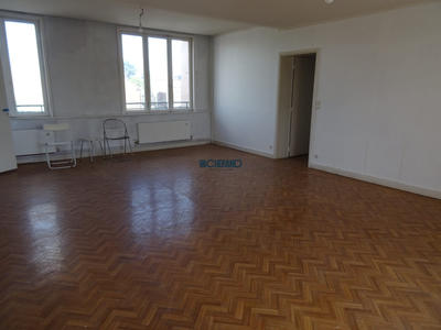 Appartement - 133 m² - 5 pièces