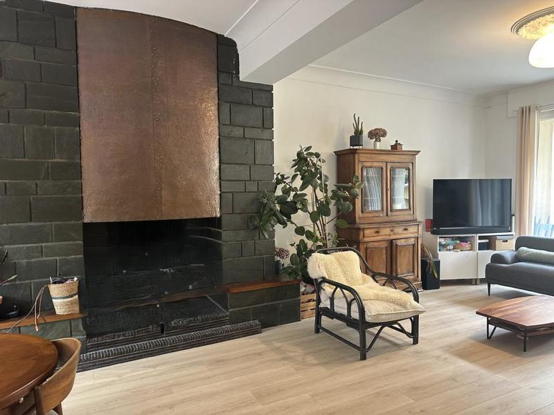 Appartement - 159 m² - 6 pièces