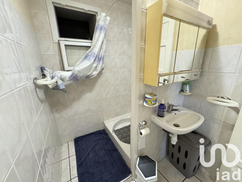 Maison - 254 m² - 9 pièces