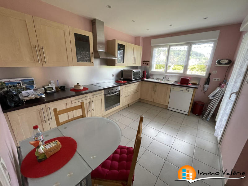 Appartement - 77 m² - 3 pièces