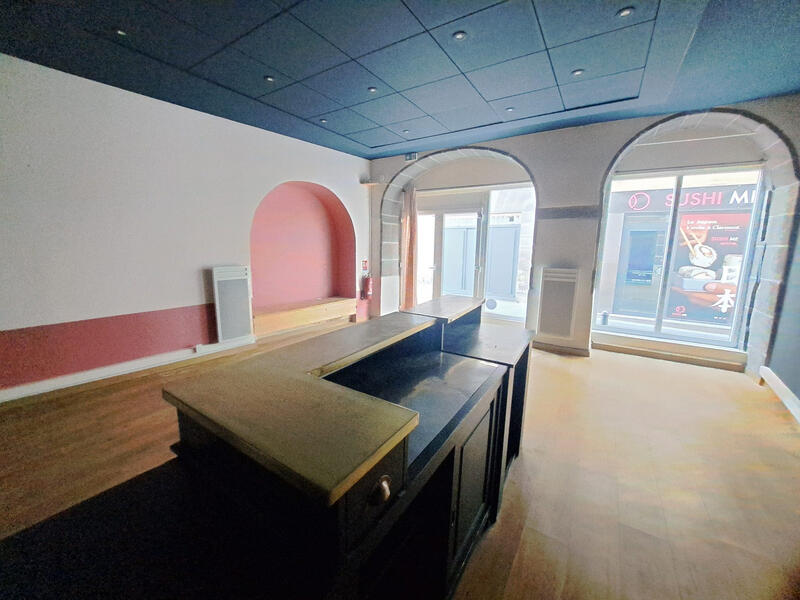 Local commercial - 2 pièces