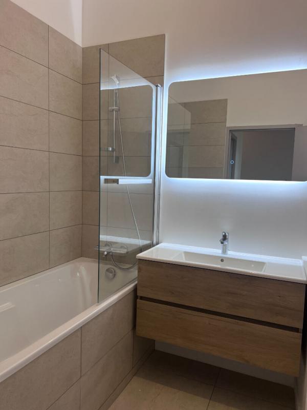 Appartement - 70 m² - 4 pièces