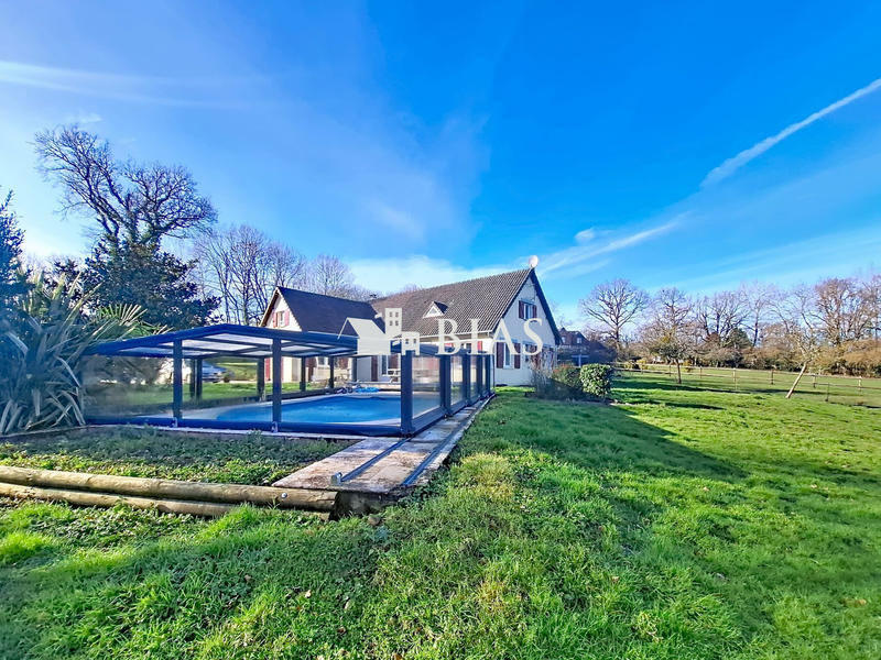 Maison contemporaine - 195 m² - 8 pièces