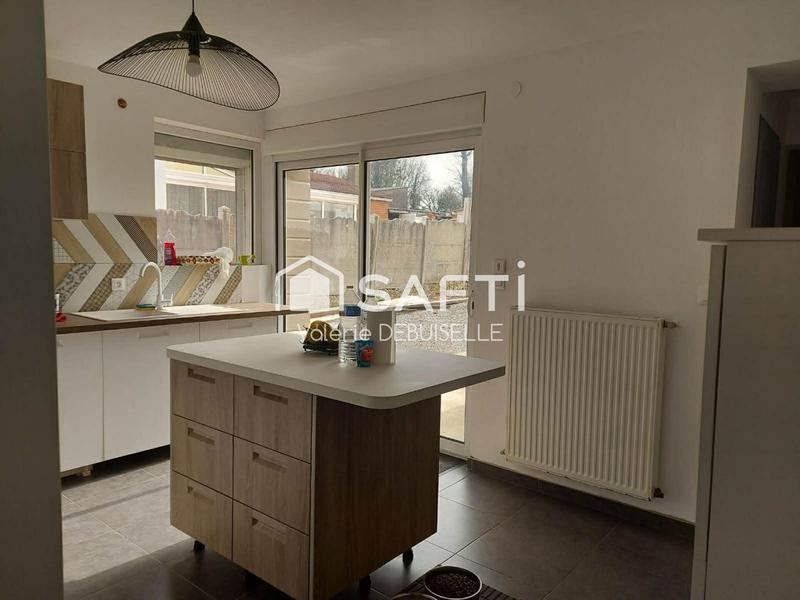 Maison - 90 m² - 5 pièces