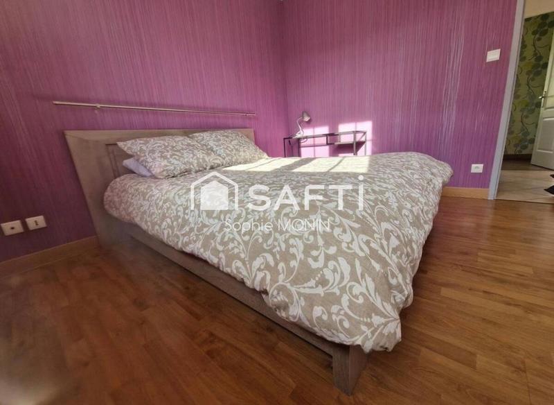 Villa - 130 m² - 8 pièces