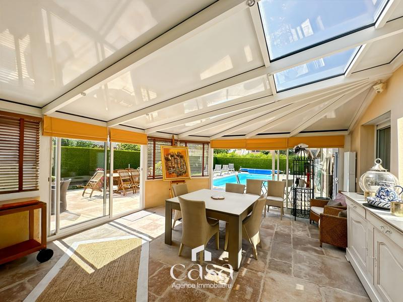 Maison contemporaine - 150 m² - 7 pièces