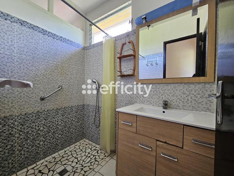 Maison - 127 m² - 5 pièces