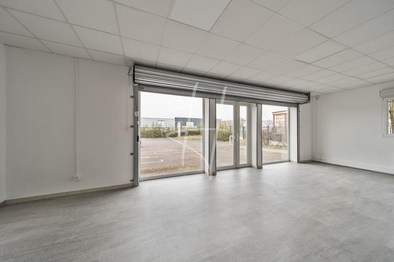 Local d'activités - 600 m²