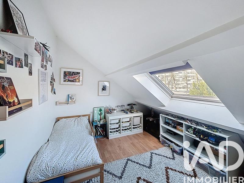 Maison - 91 m² - 6 pièces