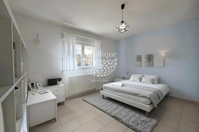 Appartement - 211 m² - 7 pièces