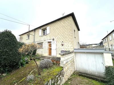 Maison - 90 m² - 4 pièces