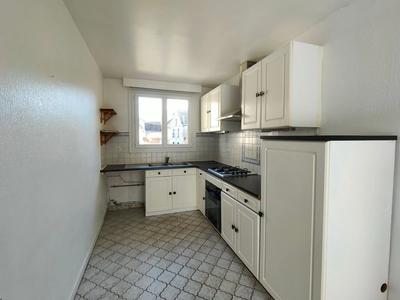 Maison - 276 m² - 11 pièces